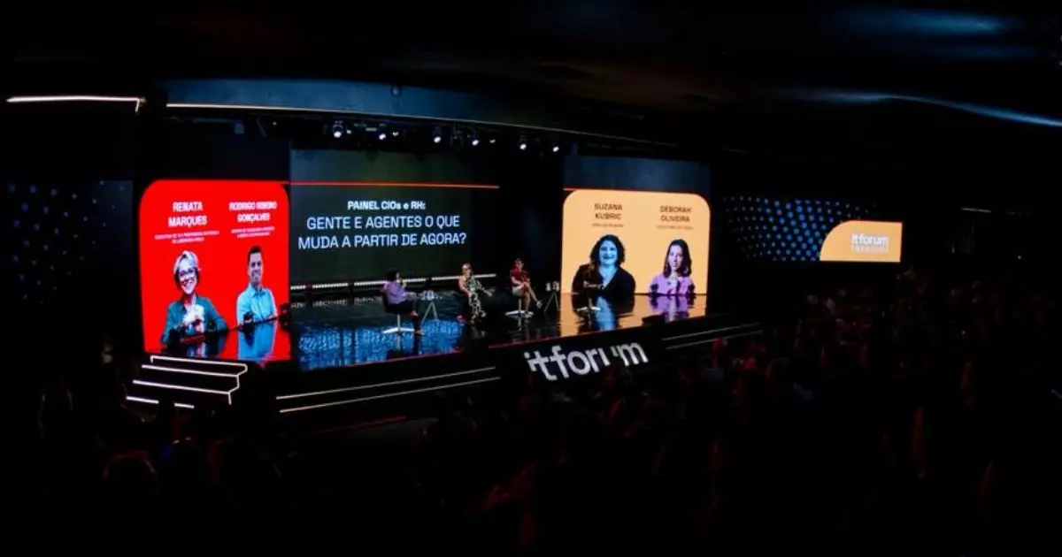 Quanto mais digital, mais humano: o desafio de liderar times com agentes de IA