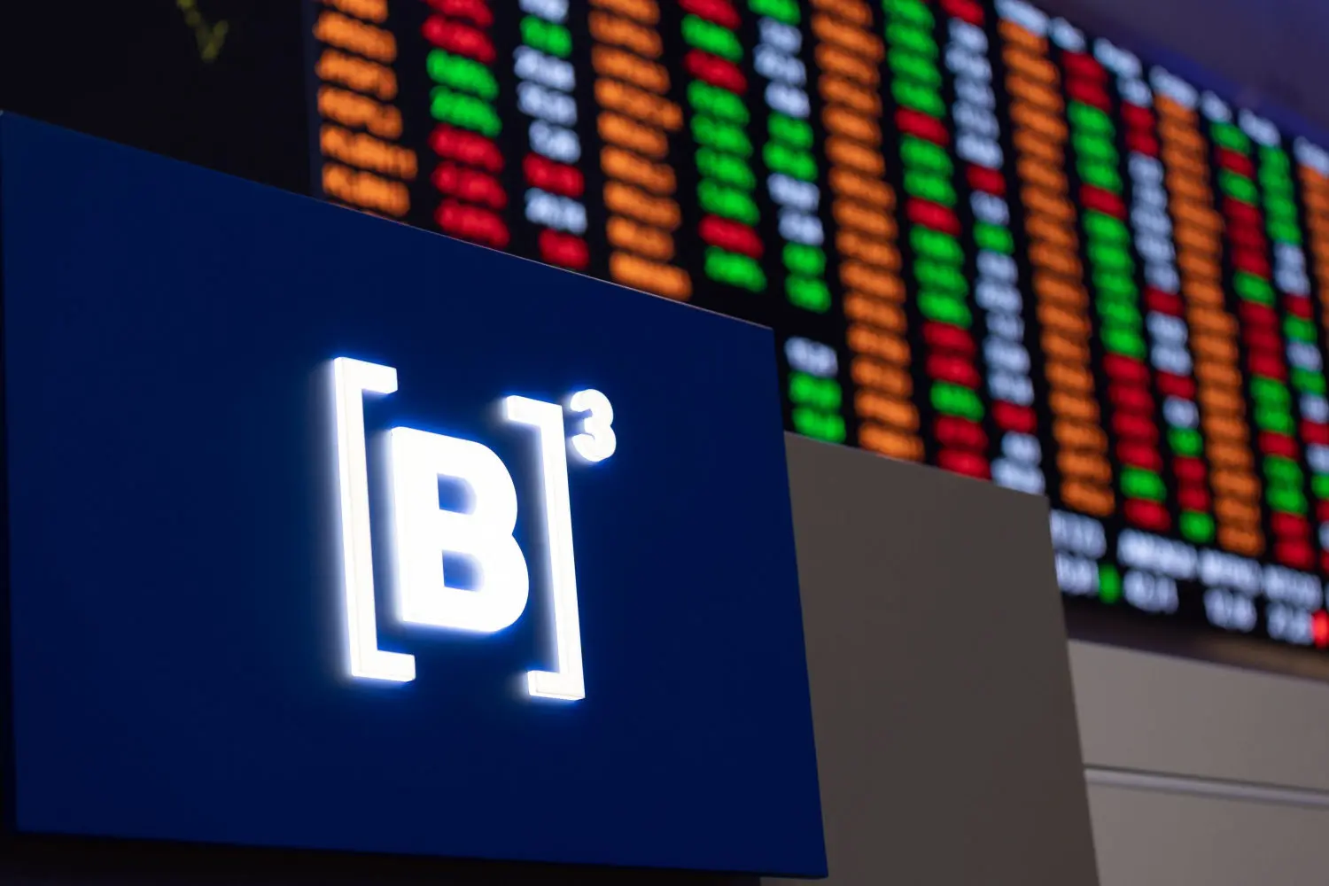 BRQ desenvolve plataforma para centralizar onboarding de participantes na B3