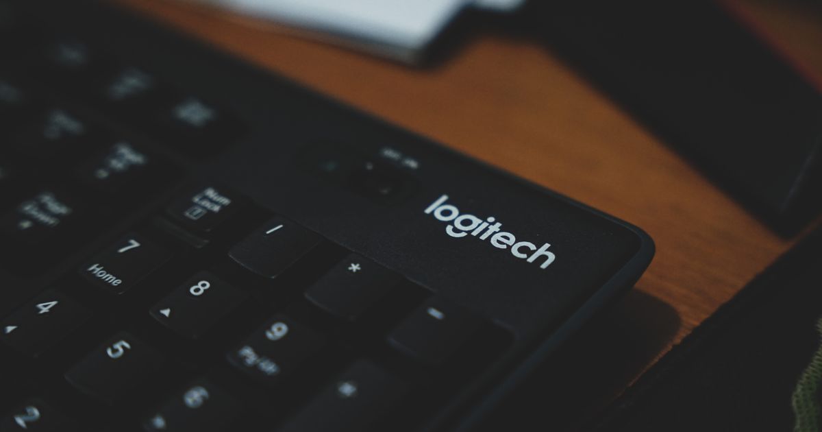 Logitech amplia aposta em IA, games e mercado corporativo